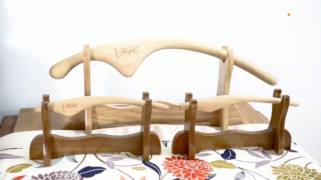 乌克兰小姐姐体验日式桧木体雕