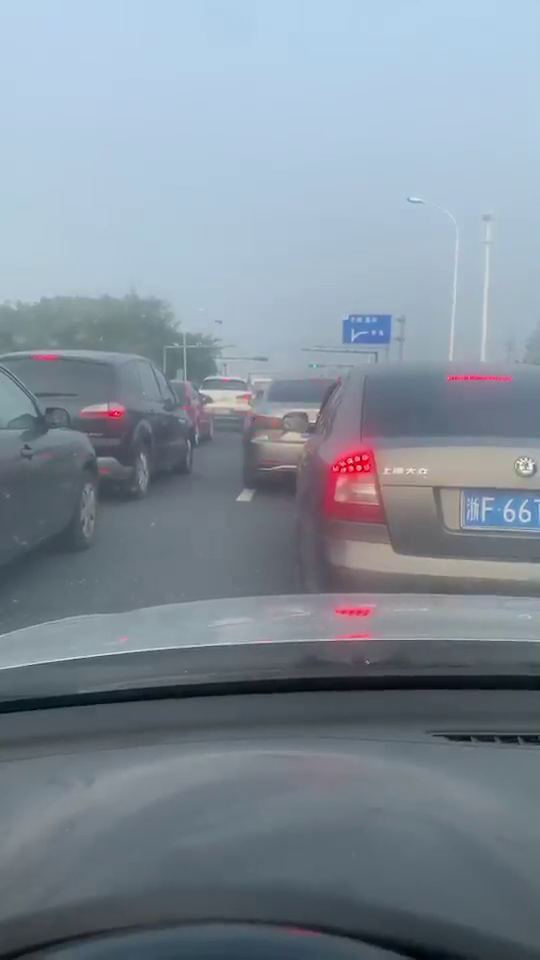 ��������ŸĽ�������Ц��ͨ����ͨ��һ������������·��ˣ�