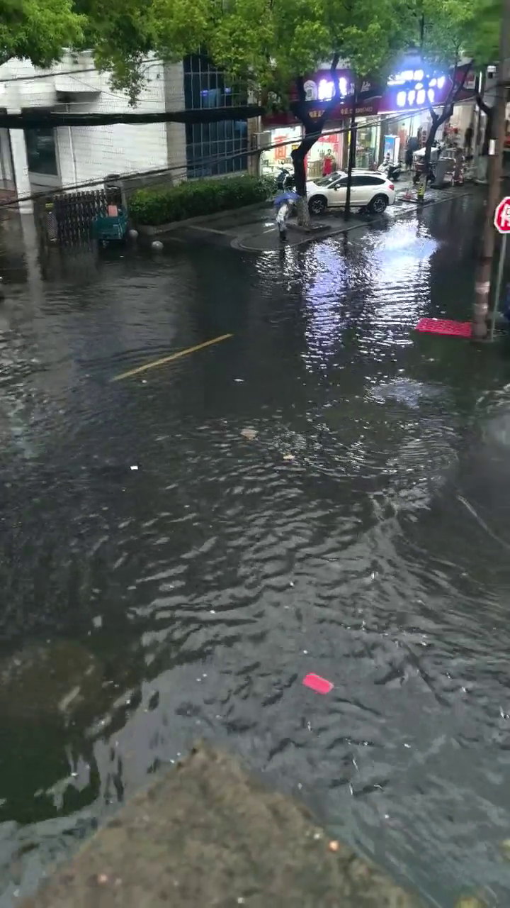 ˭�Ѽ��˵����ͱ���ˣ��������꣬�������·�ζ����ˣ�