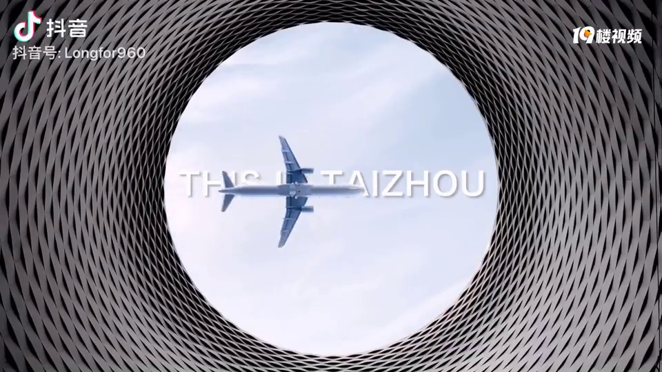 �����ӵ�����Ƭ�ĵıȵ���̨�ã�����