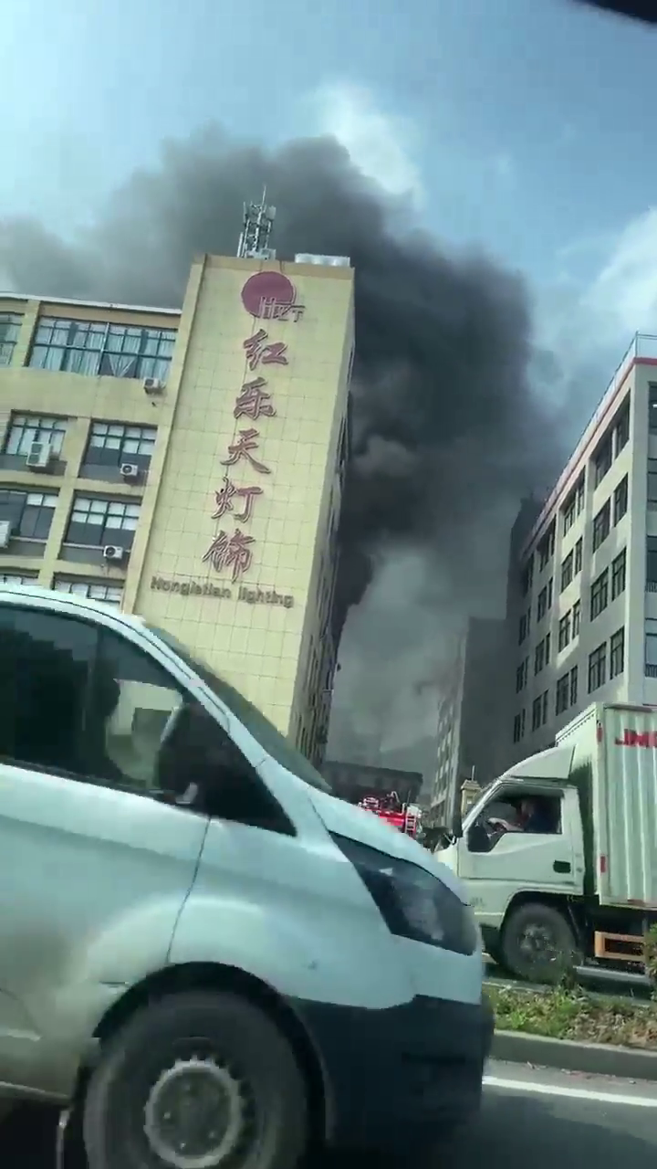 ���̹�����̨��һ�������