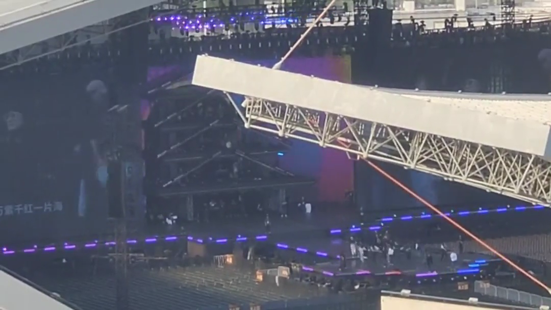 ��˴����ݳ����ڲ����ˣ�С����̨�ӽ�̫����