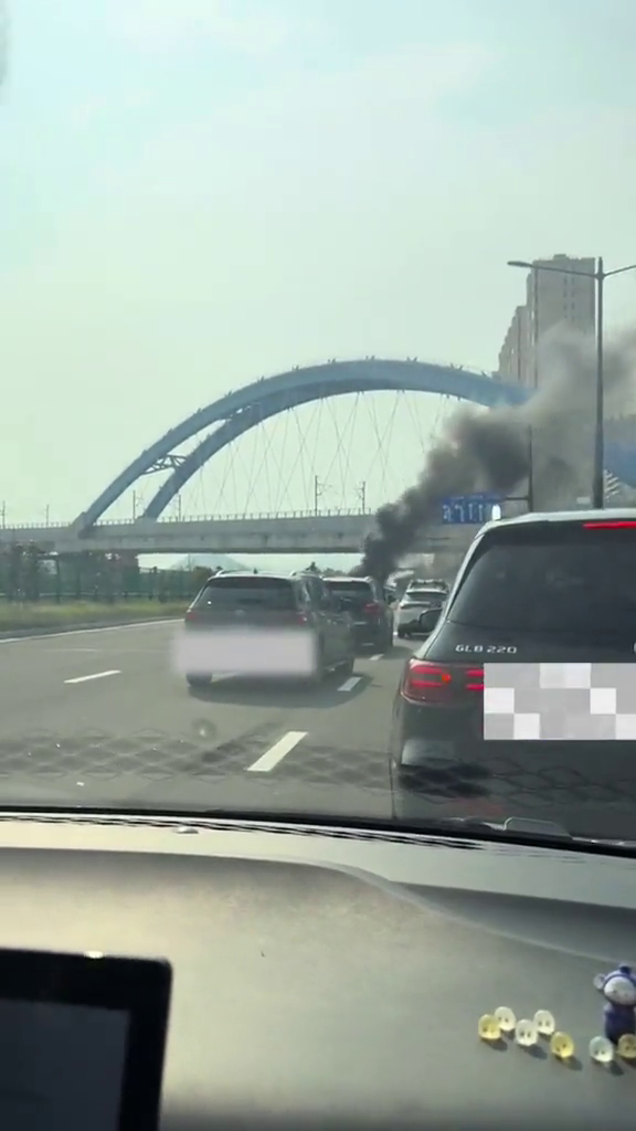 ̨��һ�����������������